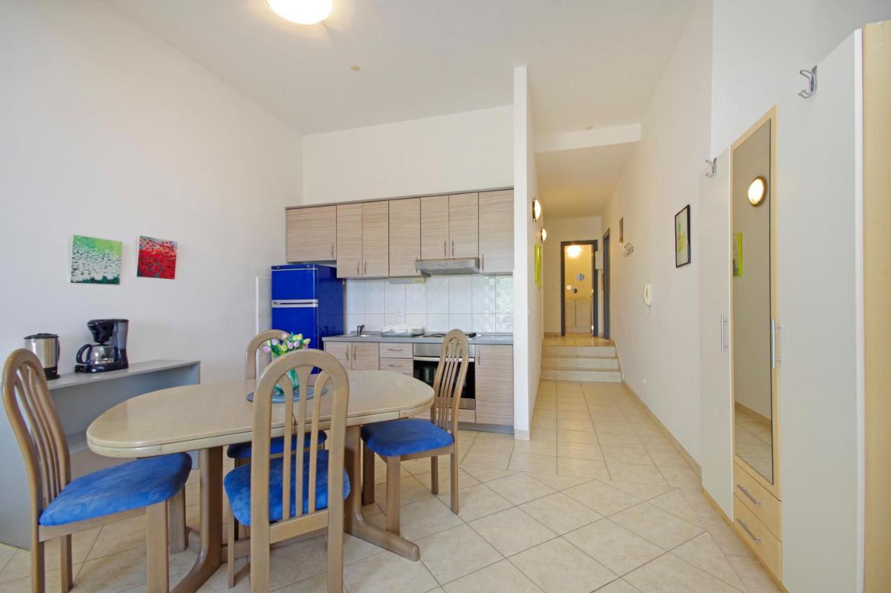 Matanovi Dvori Md Apartments Makarska Eksteriør bilde