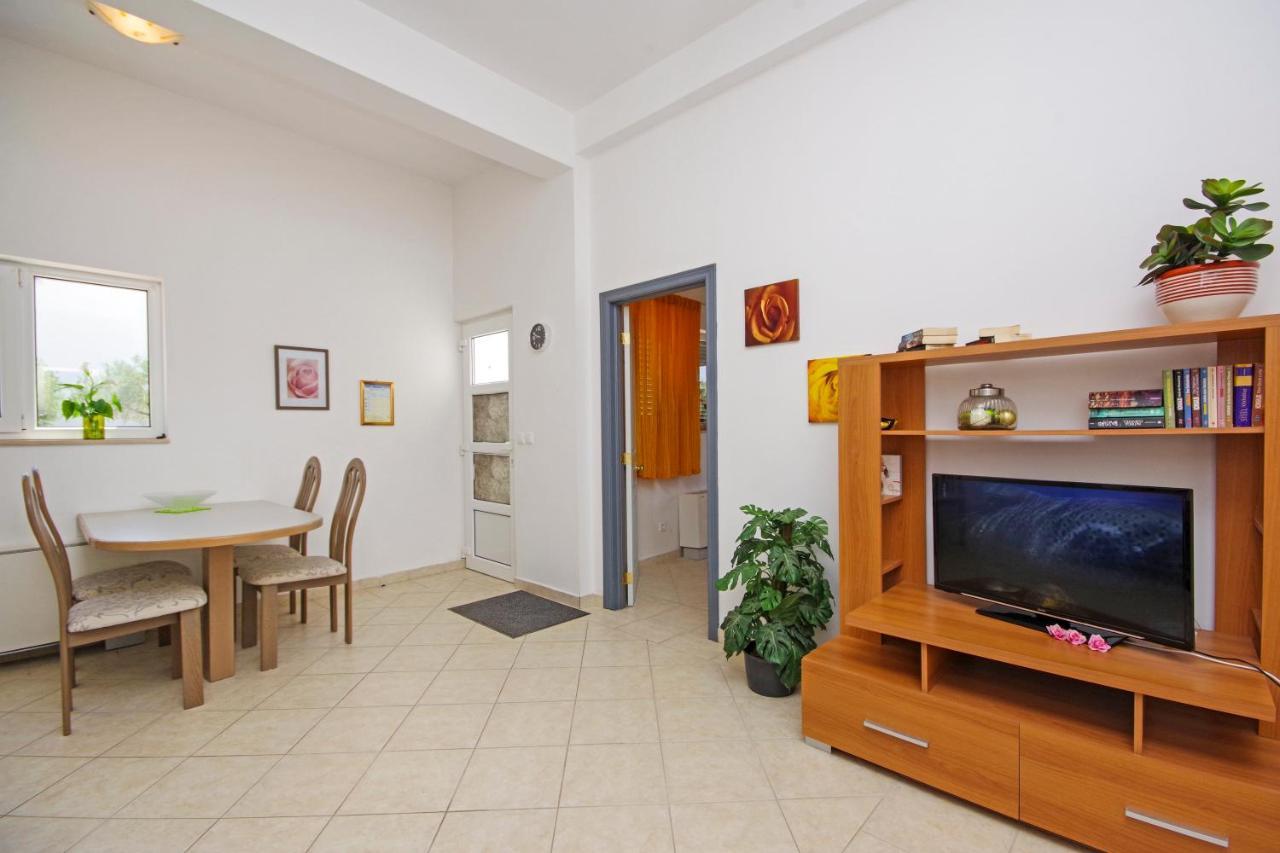Matanovi Dvori Md Apartments Makarska Eksteriør bilde